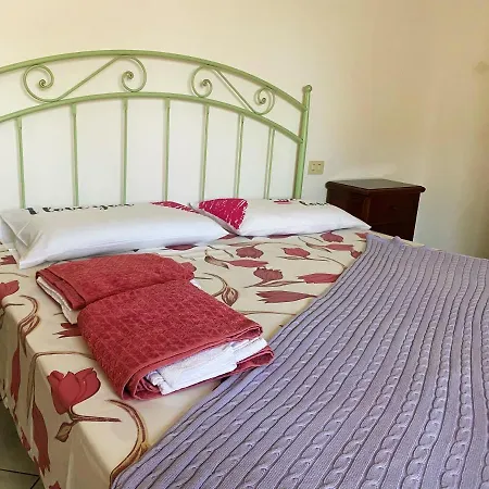 Aria Di Casa Apartment Badesse